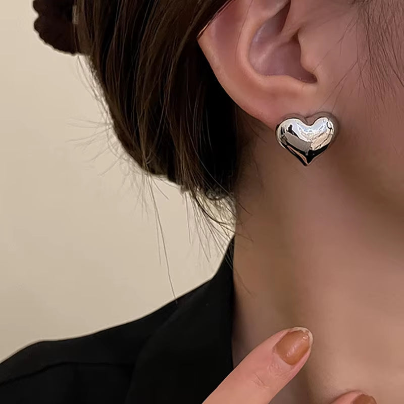 Elegant Gold Heart Shaped Stud Earrings - Minimalist Bridal Jewelry for Women