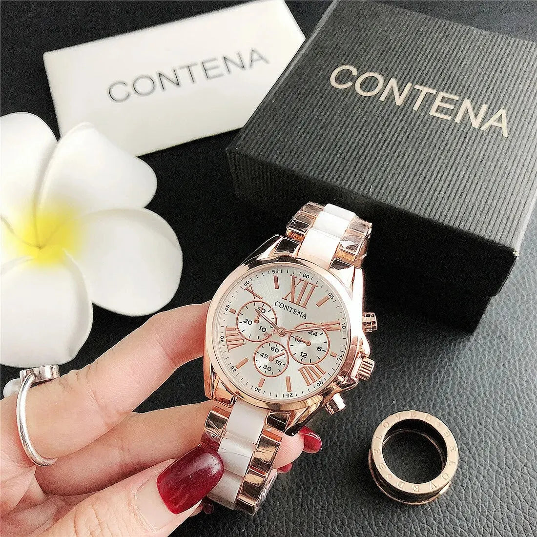 Elegant Women's Luxury Quartz Watch with Creative Steel Bracelet - Fashionable Timepiece for Any Occasion