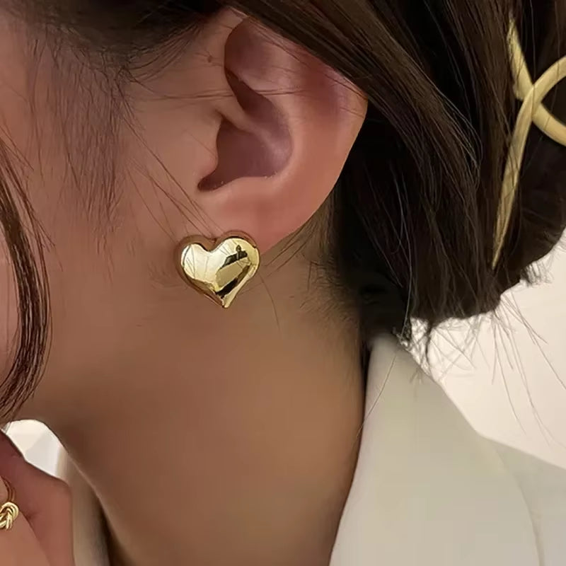 Elegant Gold Heart Shaped Stud Earrings - Minimalist Bridal Jewelry for Women
